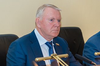 Депутаты приняли в первом чтении бюджет Оренбуржья